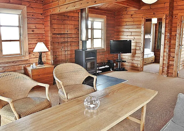 Rustic Retreat With View - By Traum